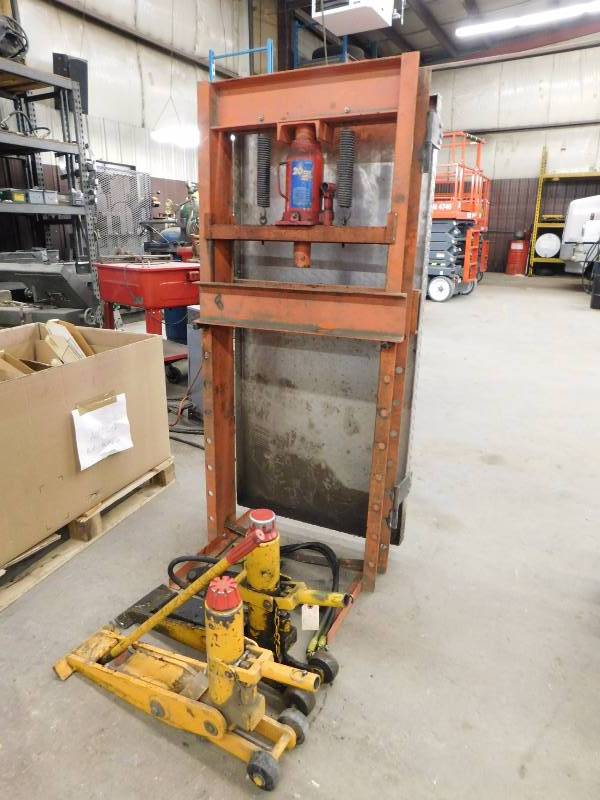lot 27 image: 20 Ton Press & Two 4 Ton Forklift Jacks
