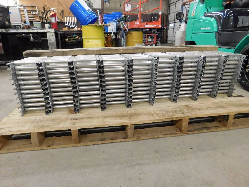 lot 31 image: Rolling Conveyor Pieces