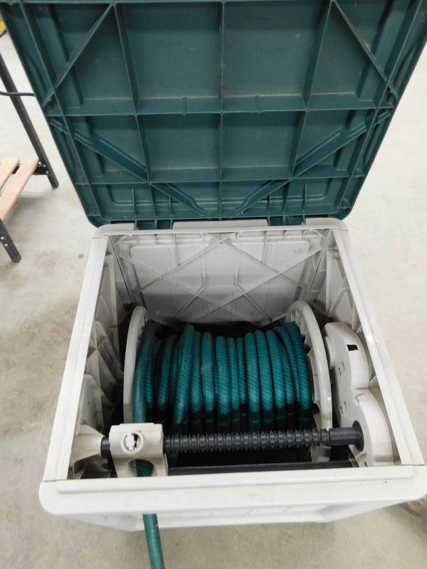 lot 57 image: Garden Hose Reel - 21 x 21 x 21