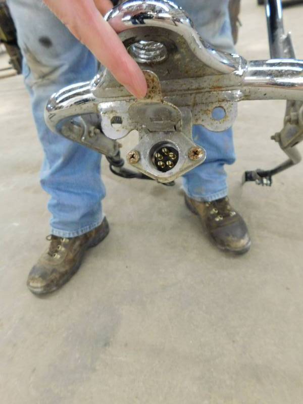 lot 63 image: Motorcycle Trailer Hitch