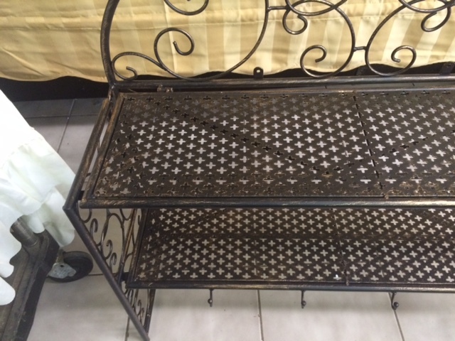 lot 59 image: Outdoor Plant Bench, 2 Shelfs