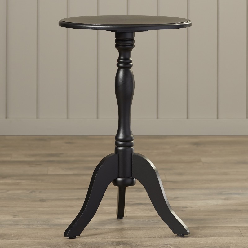 lot 37 image: Fay End Table