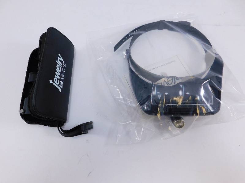 lot 21 image: Magnifying Lighted Visor & Portable Handheld Polariscope