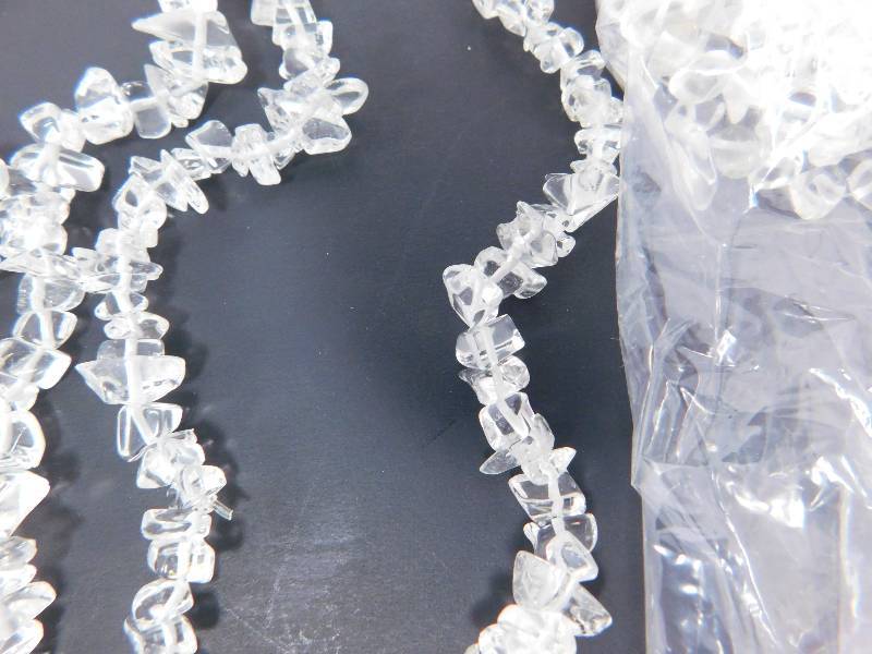 lot 36 image: Lot of Polished Gems for Jewelry Making
