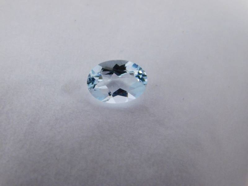 lot 51 image: .65 Carat Aquamarine