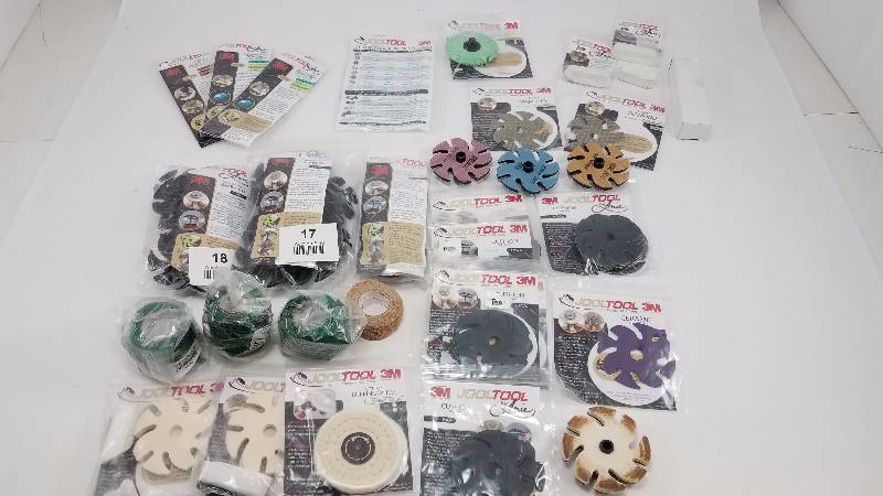 lot 4 image: Grinding, Polishing, Sanding, Cushion Pads for JoolTool
