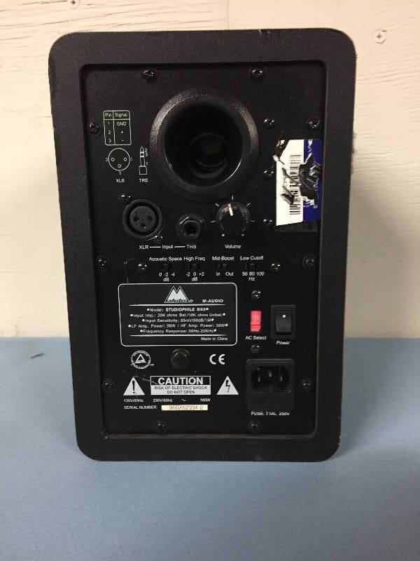 lot 48 image: M-Audio Studiophile BX5 Powered Studio Monitor  Audio Speaker