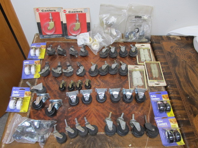 lot 30 image: HUGE Lot of Vintage etc Casters
