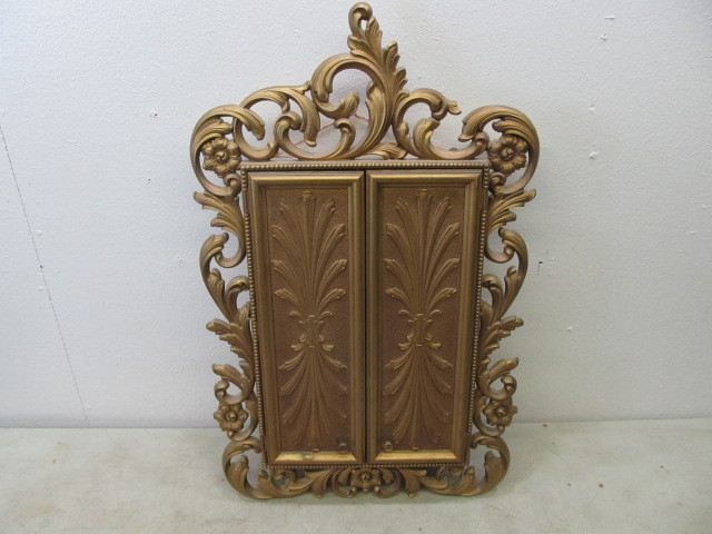 lot 48 image: Vintage Syroco Style Jewelry Wall Cabinet wMirror