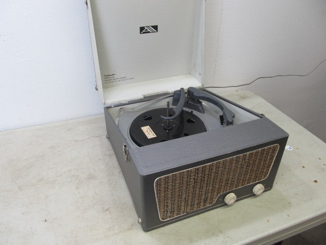 lot 101 image: Vintage AmbassadorTelefunken Suitcase Record Player