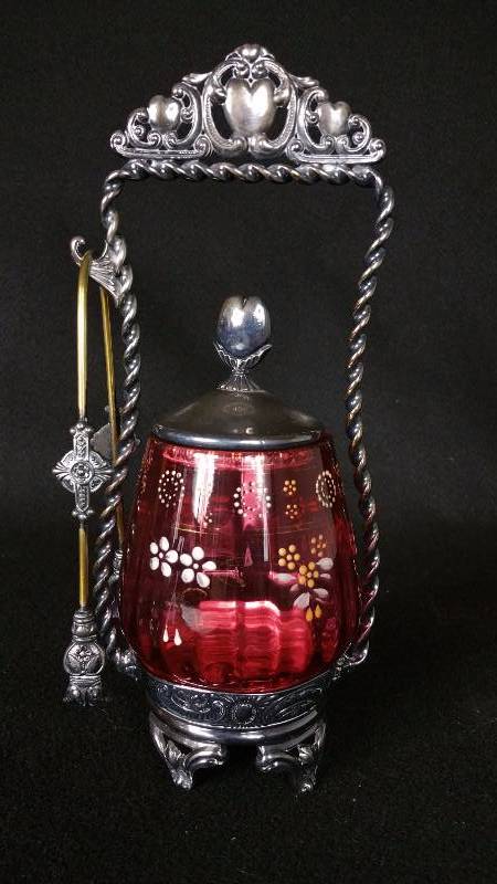 lot 101 image: Victorian Cranberry Pickle Castor