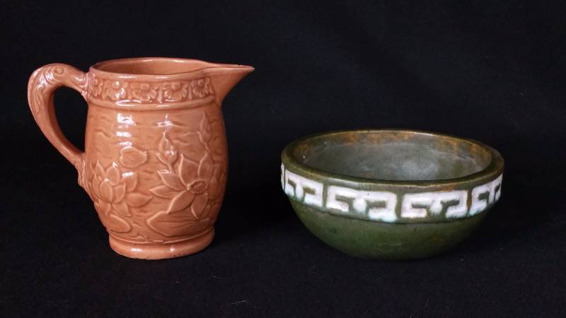 lot 104 image: (2) Signed Pottery Pieces