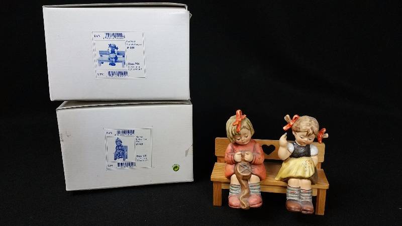 lot 130 image: Hummel Figurines w Boxes