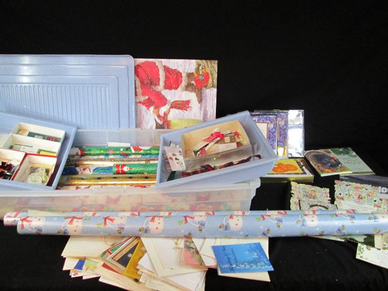 lot 84 image: Wrapping Paper & Cards