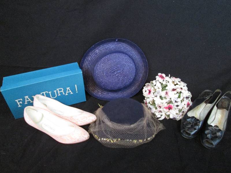 lot 165 image: Vintage Womens Hats & Shoes