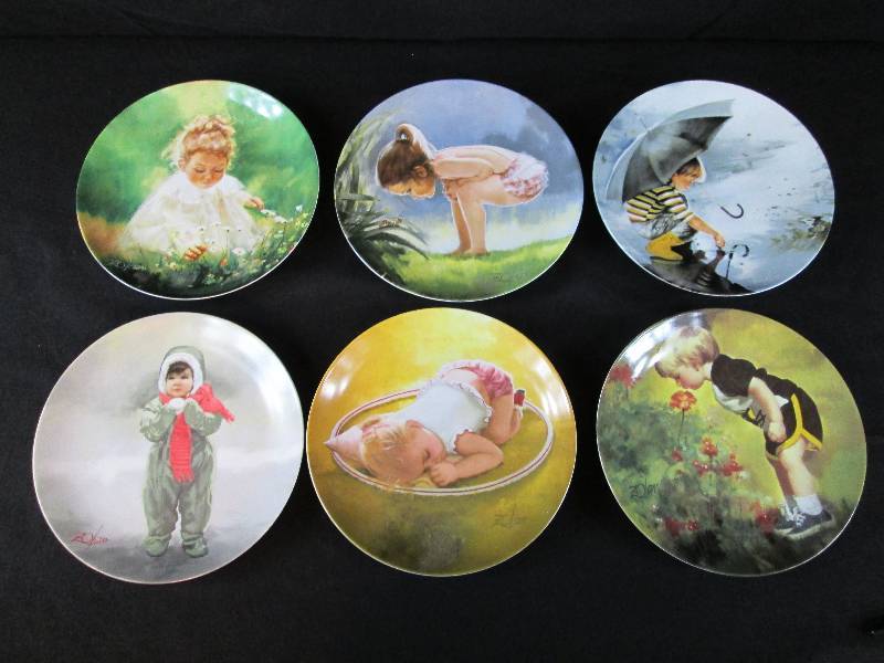 lot 179 image: Donald Zolan Collector Plates