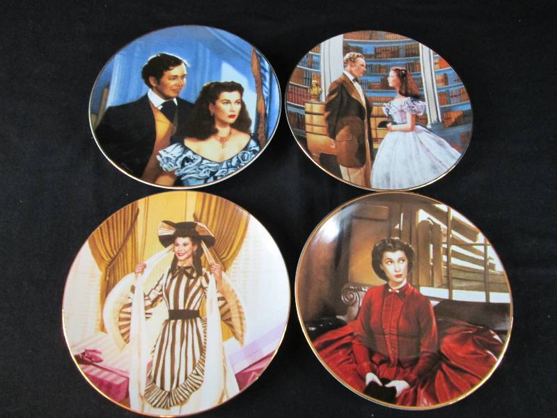 lot 183 image: Gone With The Wind Collector Plates