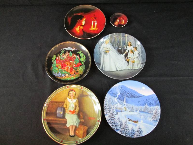 lot 187 image: Collector Plates