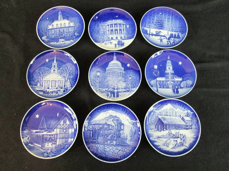 lot 195 image: B&G Porcelain Denmark Plates Christmas In America