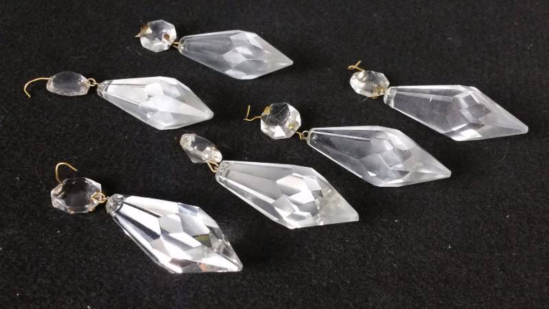 lot 36B image: 6 Vintage Crystal Hanging Drop Prisms