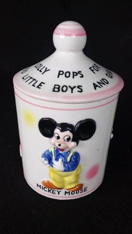 lot 141 image: 1961 Walt Disney Porcelain Lollypop Jar