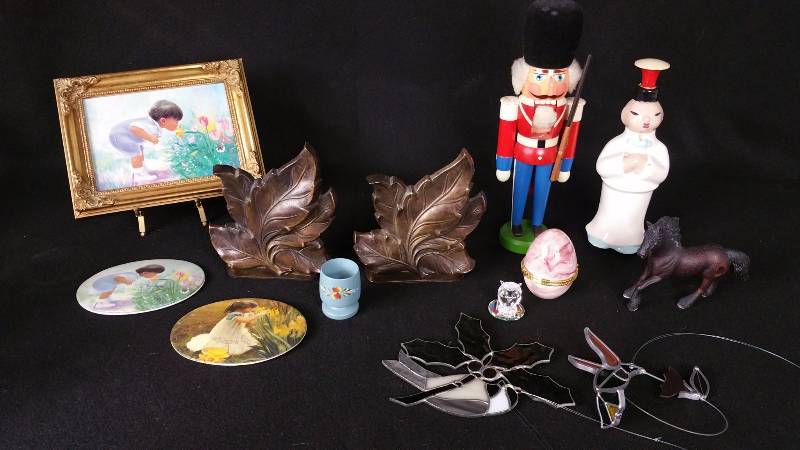 lot 143 image: Easter Morning by Donald Zolan, Nutcracker, Etc