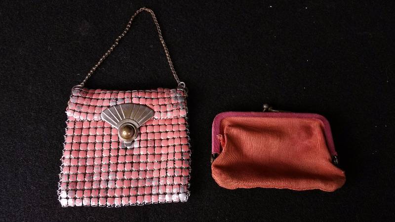 lot 234 image: Vintage Coin Purses - One is Metal