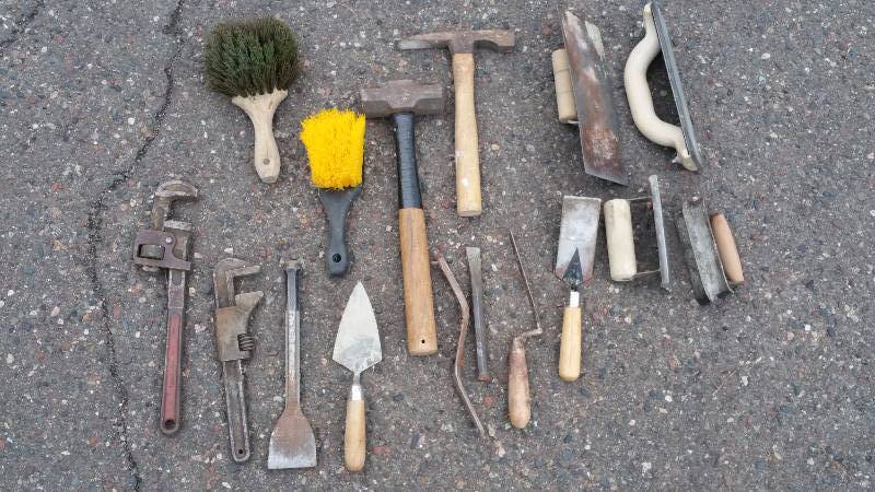 lot 223 image: Assorted Cement Tools