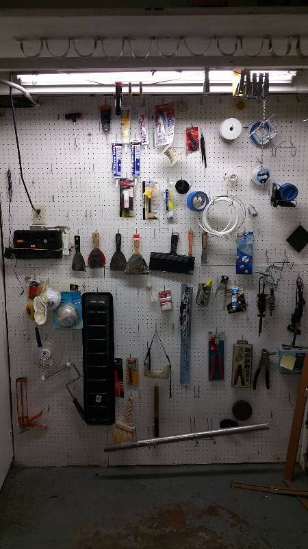 lot 245 image: Painting Supplies & Misc
