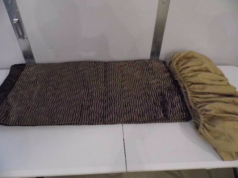 Queen Bed Throw and Box Sock