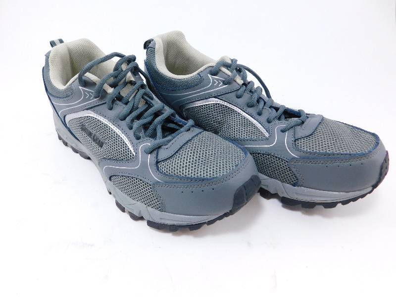 lot 28 image: Guide Gear Mens Trail Walking Sneakers Size 11D