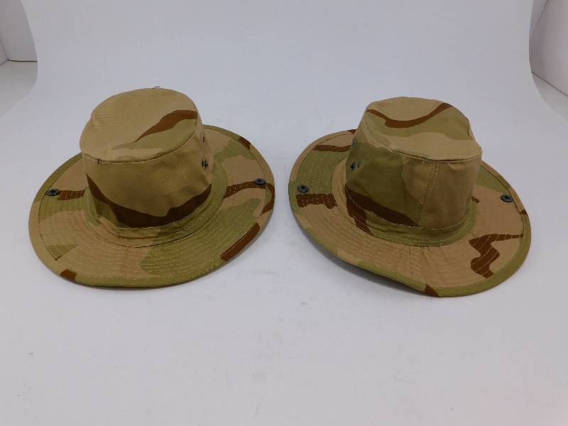 lot 39 image: New Military-Style 3-Color Camo Brush Hats