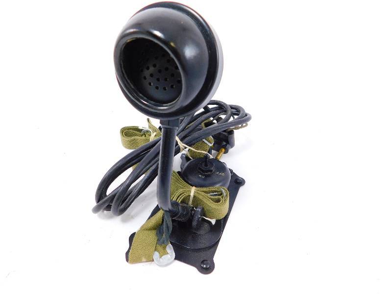 lot 64 image: U.S. Military WWII USMC Chest Microphone