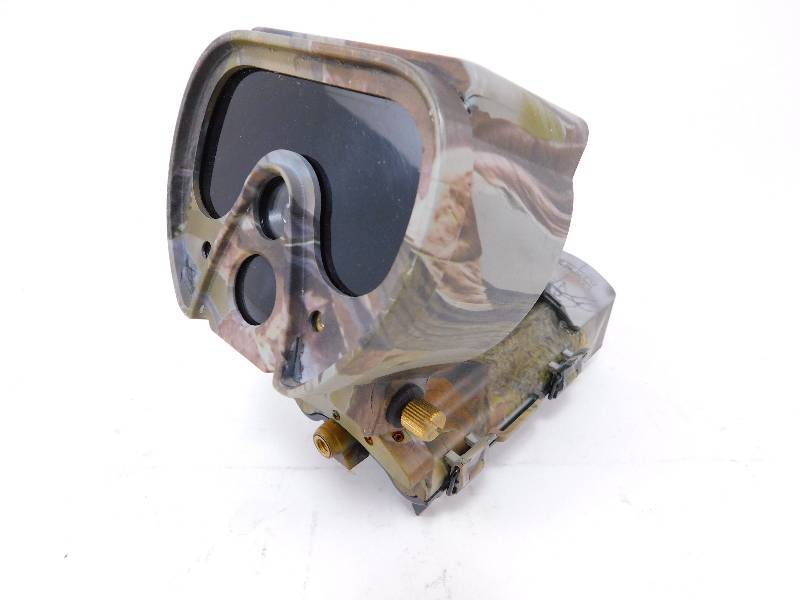 lot 68 image: Eyecon Crossfire Invisi-Flash Camo TrailGame Camera