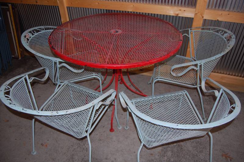 Metal Patio Table and Chairs