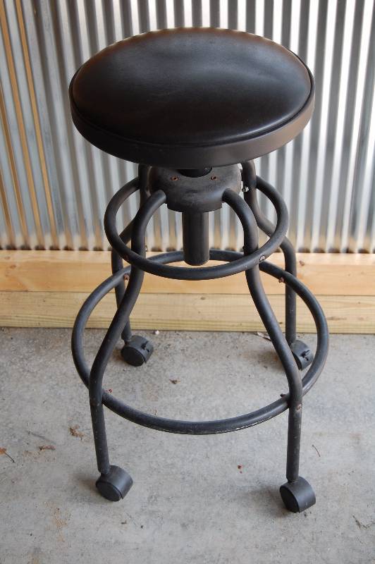 Height Adjustable Stool