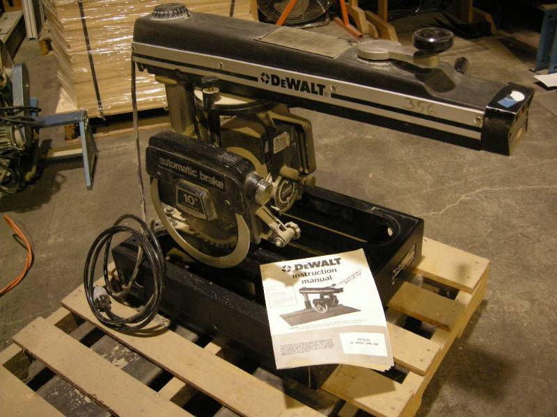lot 14 image: DeWalt Contractors 10 Radial Arm Saw