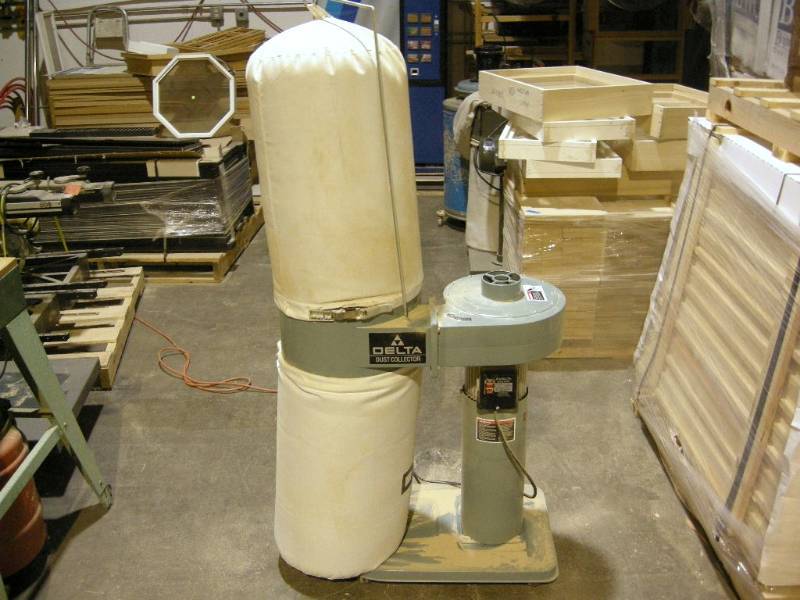 lot 89 image: Delta Dust Collector