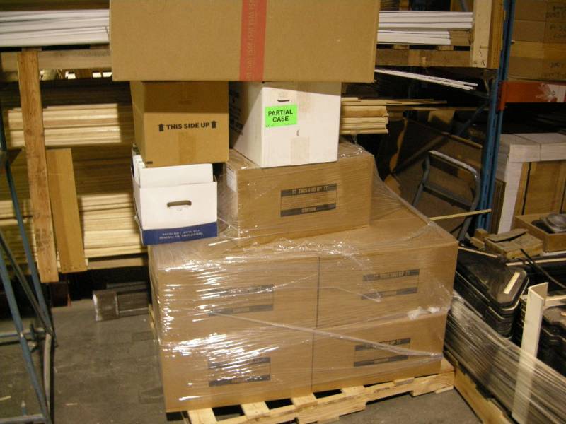 lot 87 image: 3 Ring Binder Pallet Lot