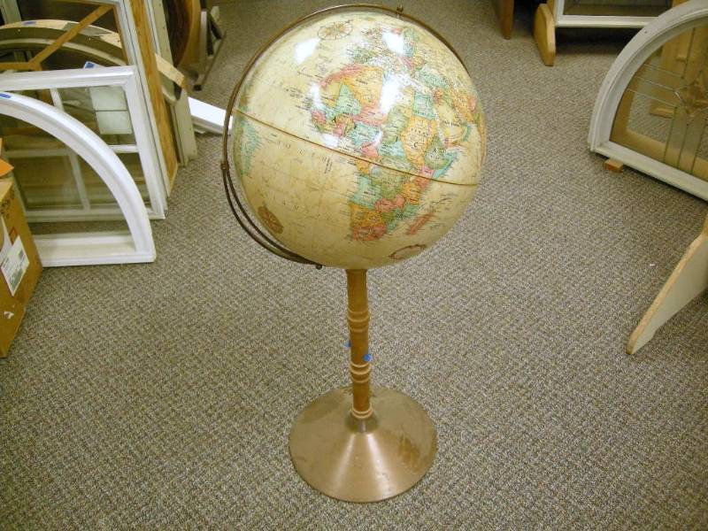lot 52 image: Replogle 16 Globe