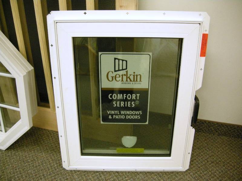 lot 56 image: Rectangle Crank-Out Vinyl Window Sample