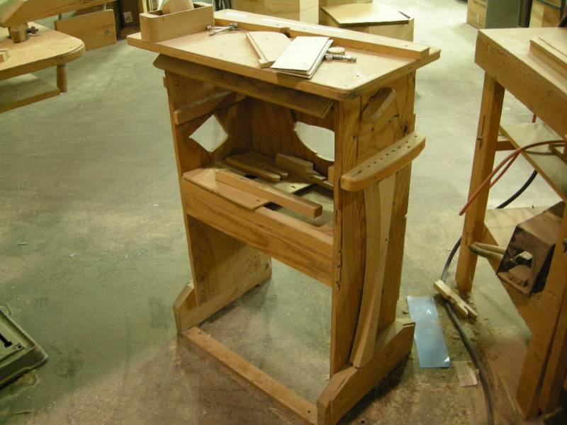 lot 90 image: Custom Router Table Station