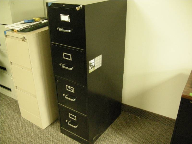 lot 95 image: Hon File Cabinet