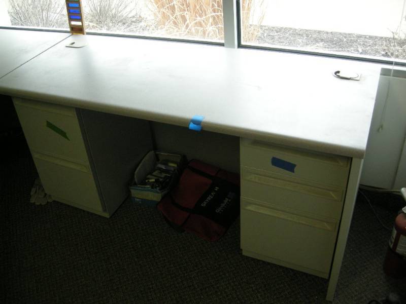 lot 122 image: Office Desk Parts