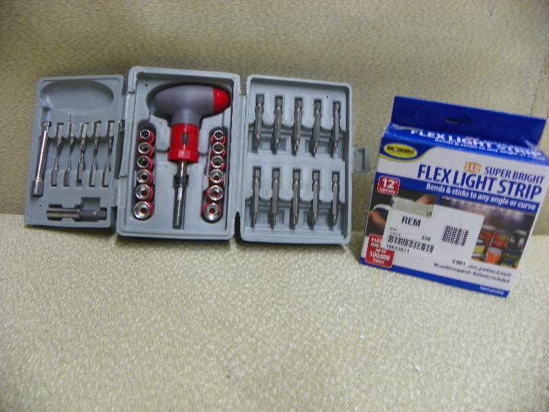 12 LED FLEX LIGHT STRIP AND TOOL SET