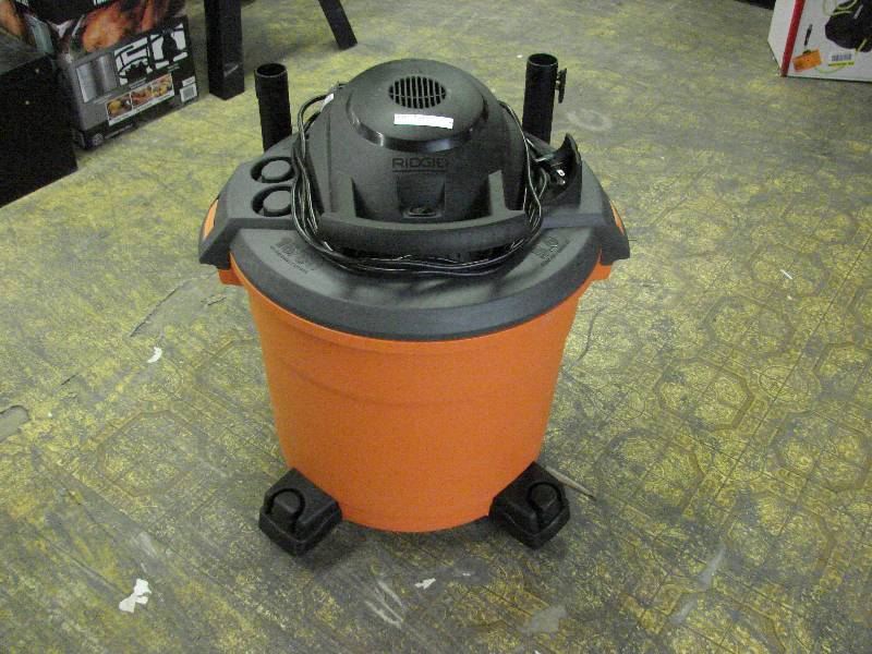 lot 275 image: RIGID 16 GALLON SHOP VAC