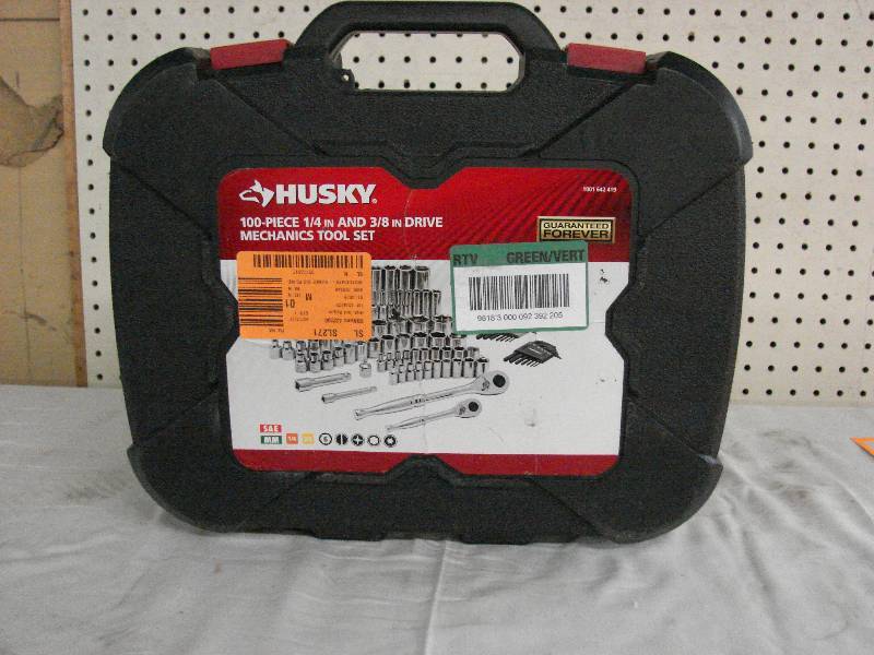 lot 305 image: HUSKY 100 PC MECHANICS TOOL SET