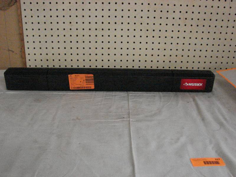 lot 317 image: HUSKY TORQUE WRENCH