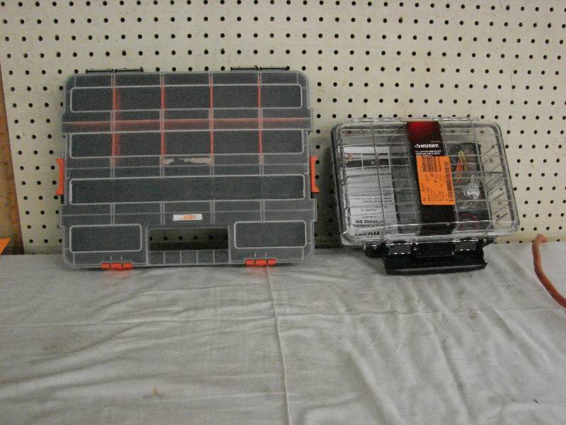 lot 331 image: TOOL CADDY