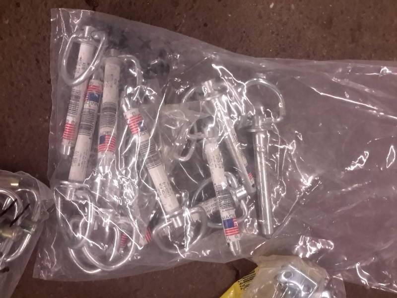 lot 79 image: Lot of trailer pins, latches as pictured